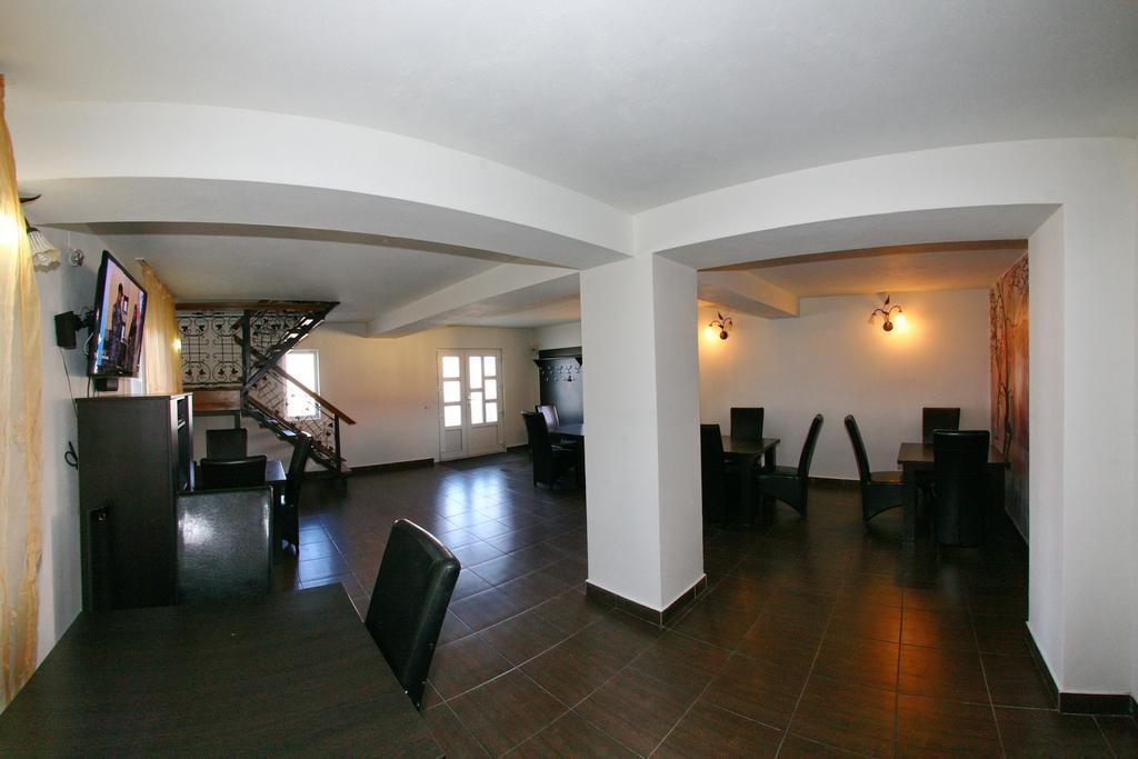 Casa Teodora Hotel Rânca Eksteriør billede